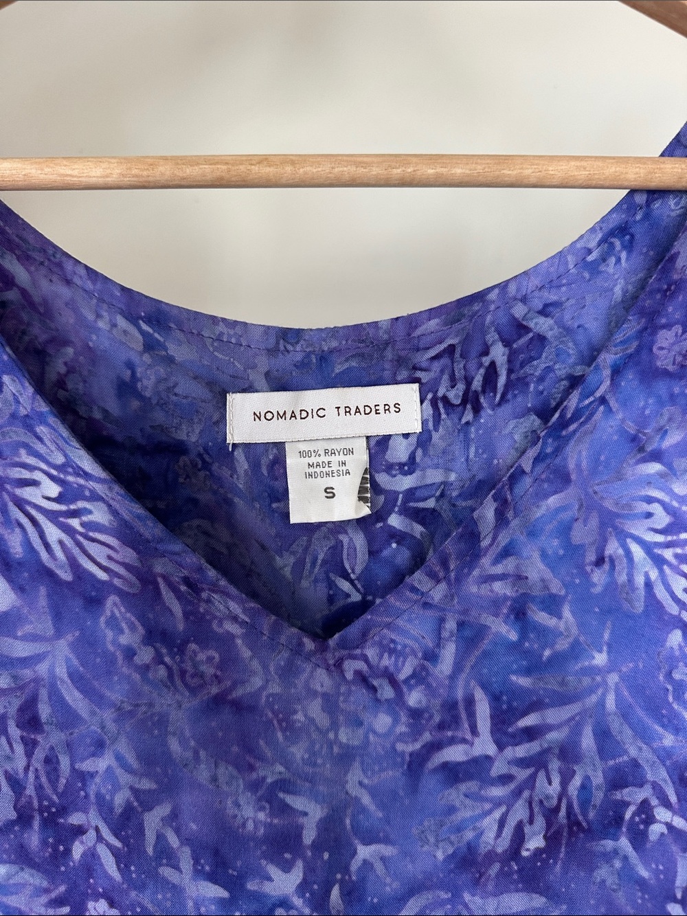 Nomadic Traders Purple Floral Midi Dress with Ruffle Hem - Picture 2 of 9